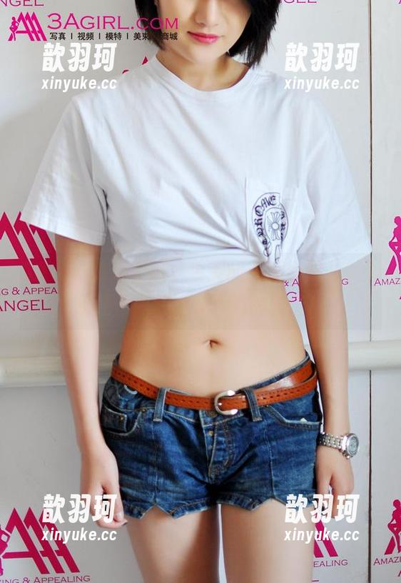 3Agirl高清套图：今天的生鲜展示：一个粉红香蕉和诸多大咖的较量！