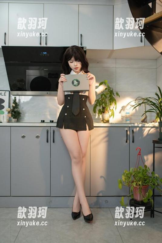 Bangni邦尼 狂想Bangni邦尼的约尔作品:原图界的心机套图其实….你猜怎么着?