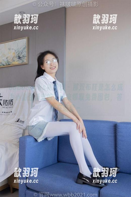 BoBoSocks袜啵啵-小甜豆 BoBoSocks袜啵啵 - 那双布鞋是怎么成为小甜豆新宠的?快来领取免费图包,答案在这里~
