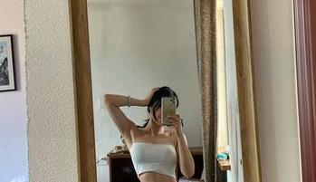 微密圈 – 写真中的Cool文茜，蜜桃也想逆袭一下！