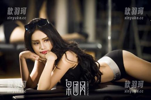 GIRLT果团网-尹意纯 GIRLT果团网 - 尹意纯的办公室在线?只想问,什么时候能搬进去呢!