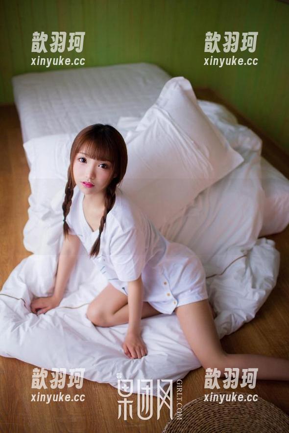 GIRLT果团网-酸酱兔 GIRLT果团网 - 透明的假期:酸酱兔的合集,图片像计划外的波浪,撩得我心底翻腾。