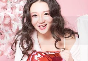 GIRLT果团网 – 秀一下，黄歆苑在线里的黑丝，别说你不想点进来！