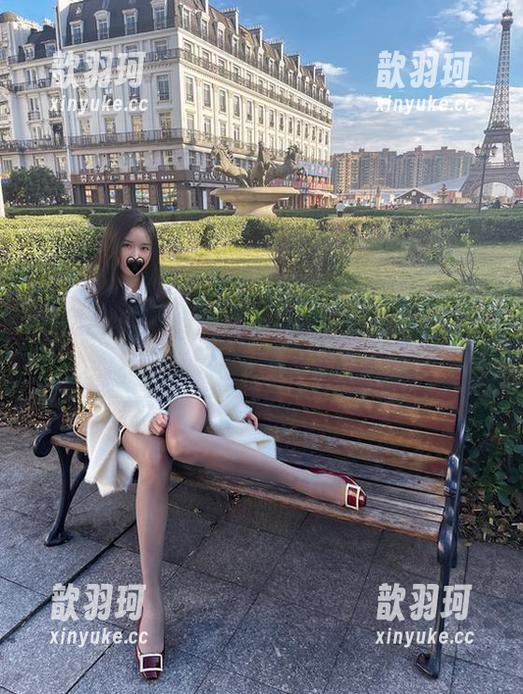 July芝岚 微密圈 - July芝岚教你如何把健身裤穿出私房气息——图集就在这里