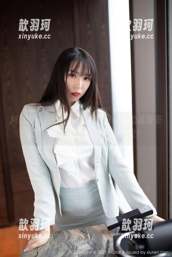 MiStar魅妍社 - 谢芷馨Sindy的吊带美图——原图偷跑，下载请自觉！