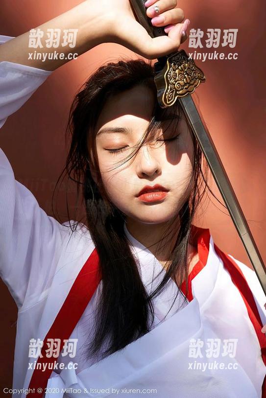 MiiTao蜜桃社-小草莓Berry MiiTao蜜桃社 - 小草莓Berry的校服自拍,一图在手,心中猛然一震。