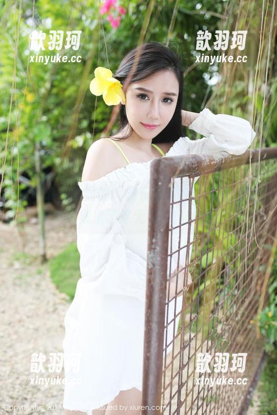 MyGirl美媛馆 - 黄乐然的纯白写真，渔村也是败给了这无与伦比的清新。