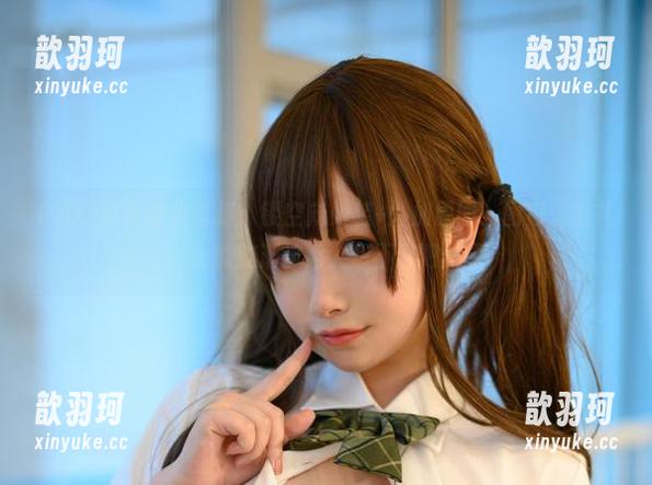PAKI草莓酱出奇招：镂空新娘装+外加原图、图包，婚礼也能变潮流秀，想不到吧！