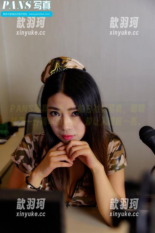 PANS写真 - 看小玥的白衬衫写真，明明就是一件简单的衣服，却让人眼前一亮。