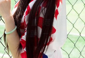 UGirls尤果网 – 唐溪若的天使形象，在线图片里别有一番风味。