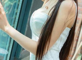 UGirls尤果网 – 欣杨Kitty的自拍图册：怎么能不看呢？