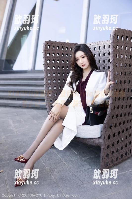 XIAOYU语画界 - 楚恬Olivia的体操服图包小记——就像一抹轻柔的晨雾