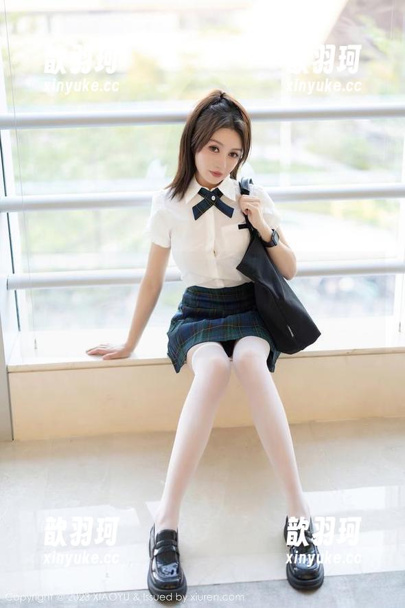 XIAOYU语画界 - 我在想，绯月樱的牛仔裤是不是穿上就能变美呢？有下载地址吗？