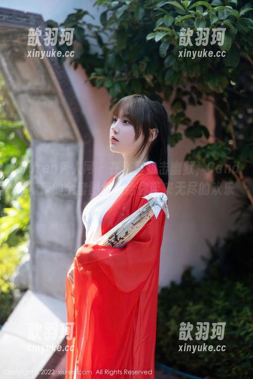 Xiuren秀人网-Candy糖糖 Xiuren秀人网 - 在浴室狙击幽默,Candy糖糖的全套图包将给你带来无尽的欢乐!
