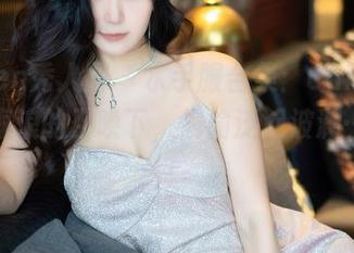 Xiuren秀人网 – 水手服合集：Candy糖糖在海浪的召唤下，偷偷泛起波澜…咳咳！