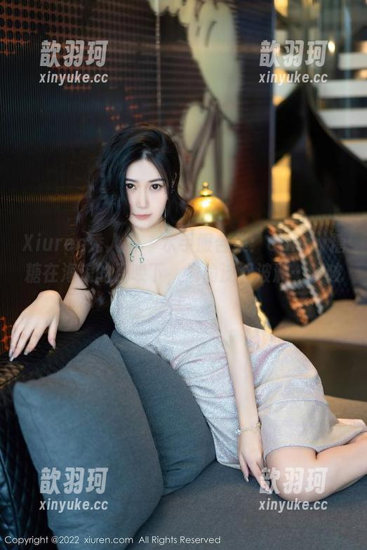 Xiuren秀人网 - 水手服合集：Candy糖糖在海浪的召唤下，偷偷泛起波澜…咳咳！