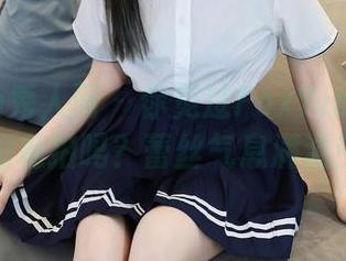 Xiuren秀人网 – 你见过FoxYini孟狐狸的私拍吗？蕾丝气息满溢！