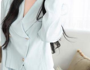 Xiuren秀人网 – 哈，Lovely璐璐的更新，女孩的套图，总能戳到我心底的某个点。