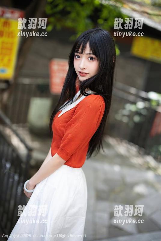 Xiuren秀人网-MODEL伊若 Xiuren秀人网 - 关于MODEL伊若JK全套图集,我只想说她怎么做到的,不得不佩服。