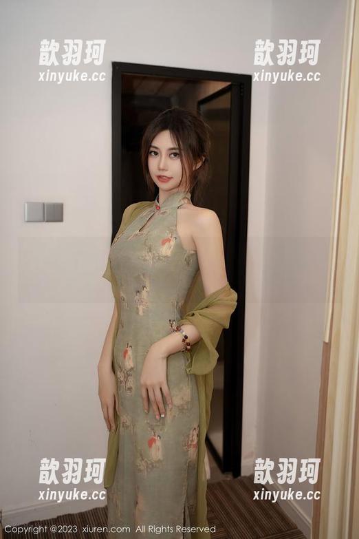 Xiuren秀人网 - tina_甜仔和她的网袜合集：请不要直视！下载可自信哦！