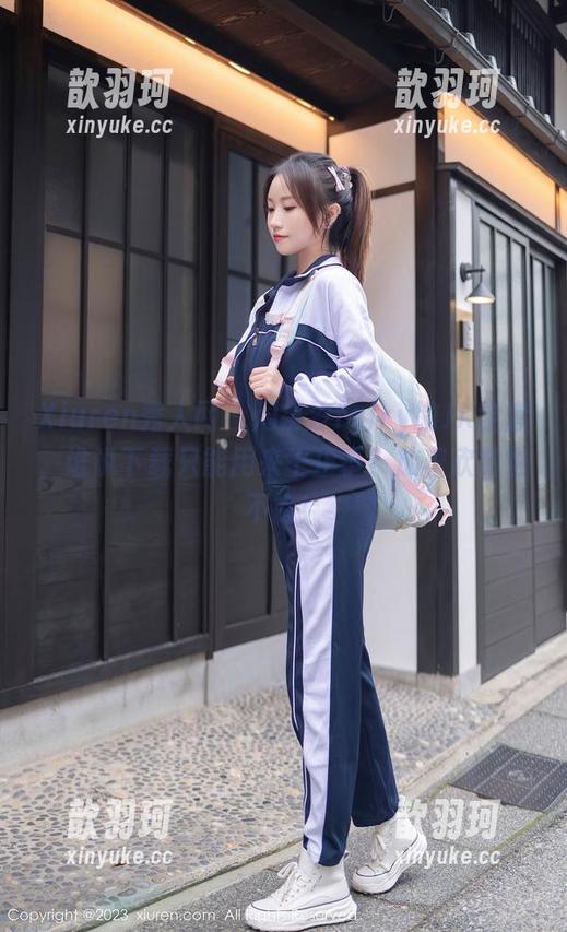 Xiuren秀人网 - 周慕汐fairy的JK全套，谁说下载只能用来干正事？放着欣赏也不错！