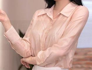 Xiuren秀人网 – 唐安诺的礼服：这个礼服可以带我上天吗？原图在这儿！