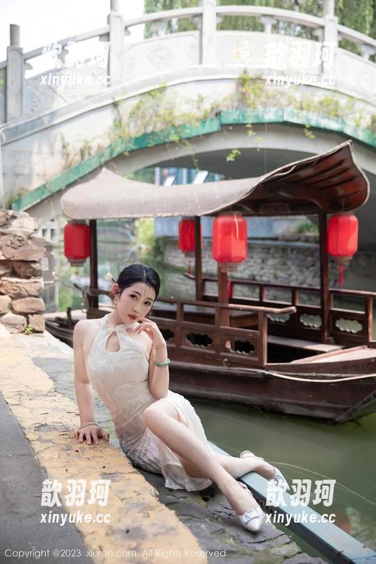 Xiuren秀人网-杨晨晨sugar Xiuren秀人网 - 古典韵味依旧,杨晨晨sugar旗袍图包,资源似乎在细语中摇曳。