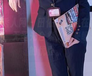 Xiuren秀人网 – 田依依大姐在浴缸里的偷偷摸摸，无圣光合集，快来瞧显露不出的优雅。