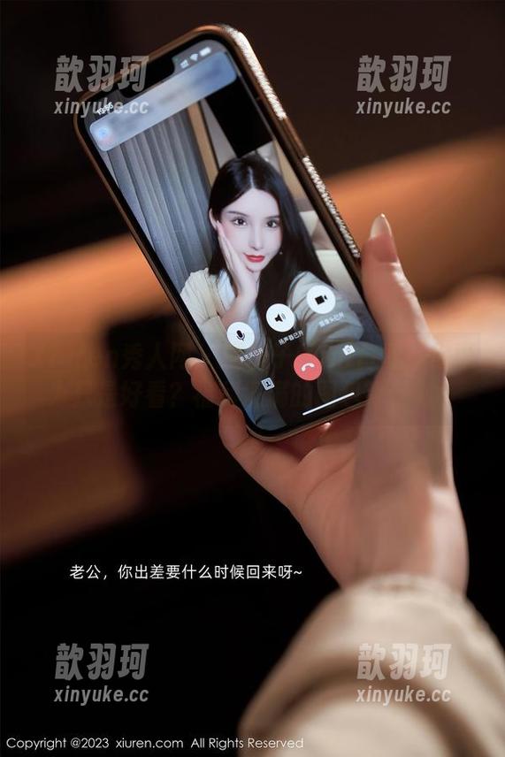 Xiuren秀人网-糯美子Mini Xiuren秀人网 - 糯美子Mini白丝:你以为只是好看?福利满满的图包等着你!