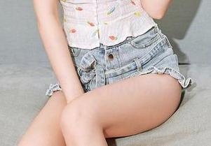 YouMi尤蜜荟 – H杯陈若初短裤图包里竟藏着这样的小心思