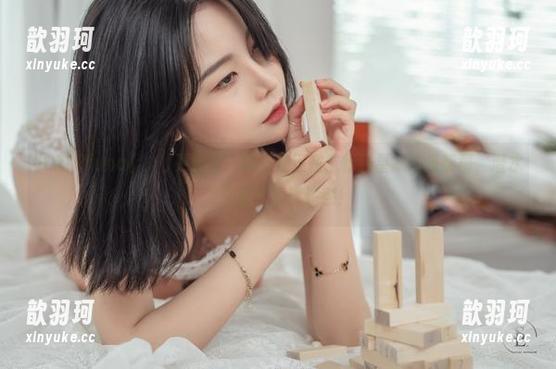 小心！Yuna(윤아)更新了！写真集正在航行到皇家方舟柴郡，潜水员和直升机请注意！