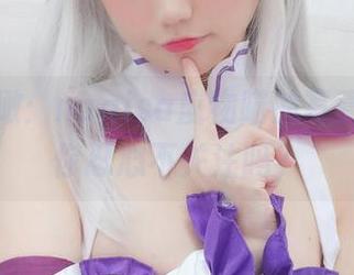 教室俯瞰：nagisa魔物喵的写真作品，你忍心不关注吗？