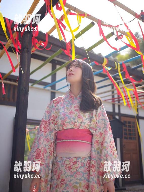 兔女郎写真里的wuyo(우요)，让你的思绪偷偷跳跃！