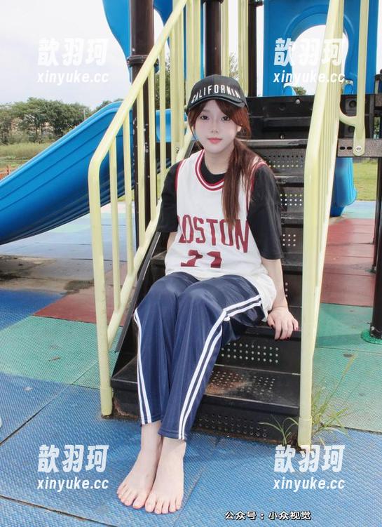小众视觉 - 燕子和她的护士梦，高清写真集，胃口随便挑～