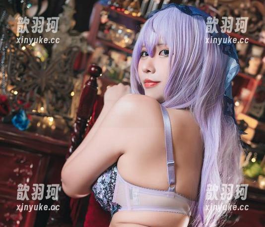 小空sora在线：皮衣里的小迷惑，谁注意到了？