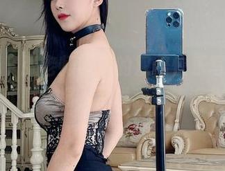 微密圈 – 张老师带来的双倍快乐写真集，下载就是幸福，别说我没告诉你哦！