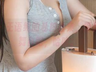 推女神 – 王语纯的私拍合集，厨房也是个舞台吧，哈哈。