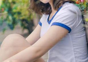 推女神 – 这就是谭晓彤的JK精选,随着她的姿态移动，总能勾起一点小期待