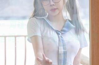 星颜社 – 刘钰儿在灰丝中的私拍，你觉得是巧合吗？绝对不是，只能叹气了。