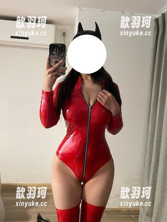 是可馨耶 微密圈 - 是可馨耶的合集——一秒钟让我感觉血管要爆裂,太刺激了!