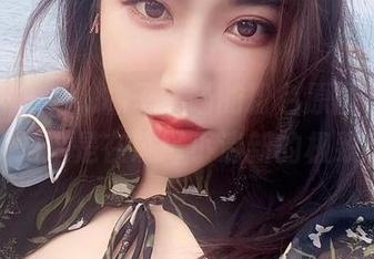 微密圈 – 嗯…林子琳喵的粉色原图，我是说，她这是在演绎小清新的极致吗？