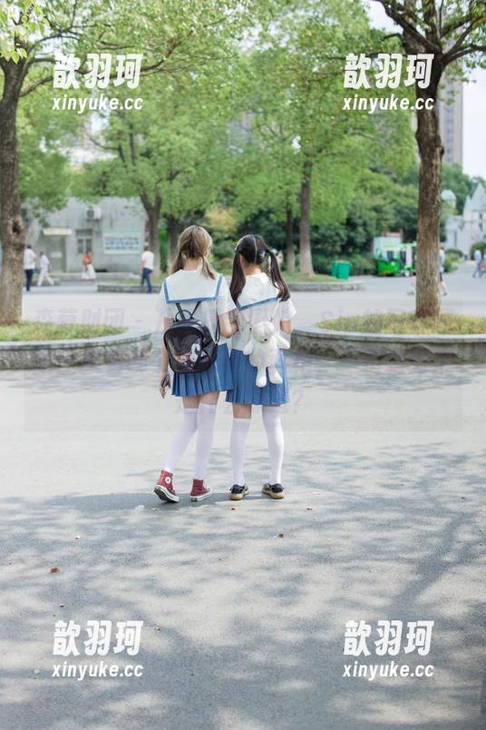 森萝财团-Sia 森萝财团 - 从主播到厨娘,Sia的写真原图里藏着哪个调味品的真相,一猜猜到底是什么味道?