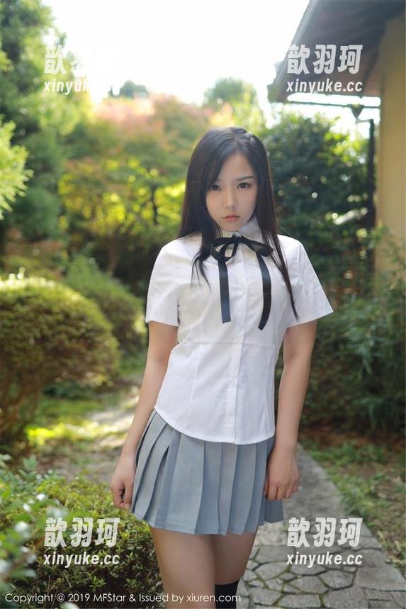 模范学院 - 被白茹雪的修女美图吸引，我想问“信教”要怎么加入？