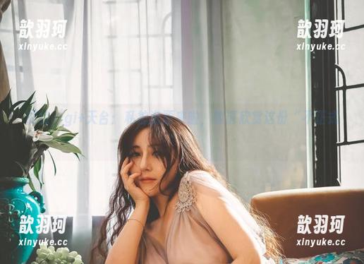 樱晚gigi+天台：私拍资源来啦，敬请欣赏这份“不正式”。