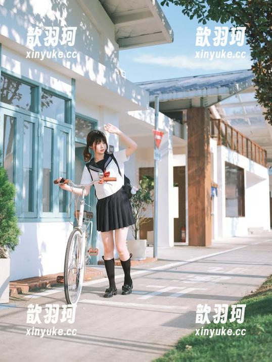 河豚抚子 又见河豚抚子,作品里的粉色就像棉花糖一样软软的。