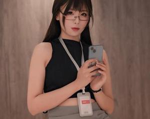 你见过海克斯科技小蛋糕的OL图包更新吗？来得很突然啊