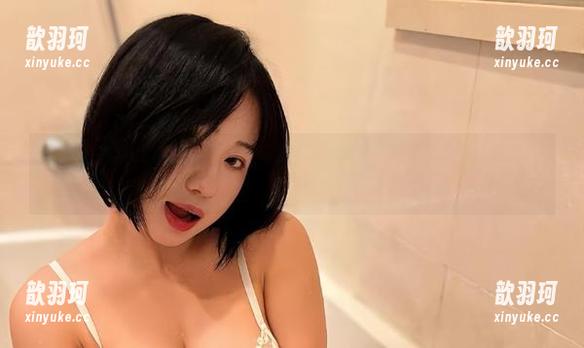 微密圈 - 瑜瑾u的全集，黑丝束带让人浮想联翩，这不就是酒店里的小心机吗？