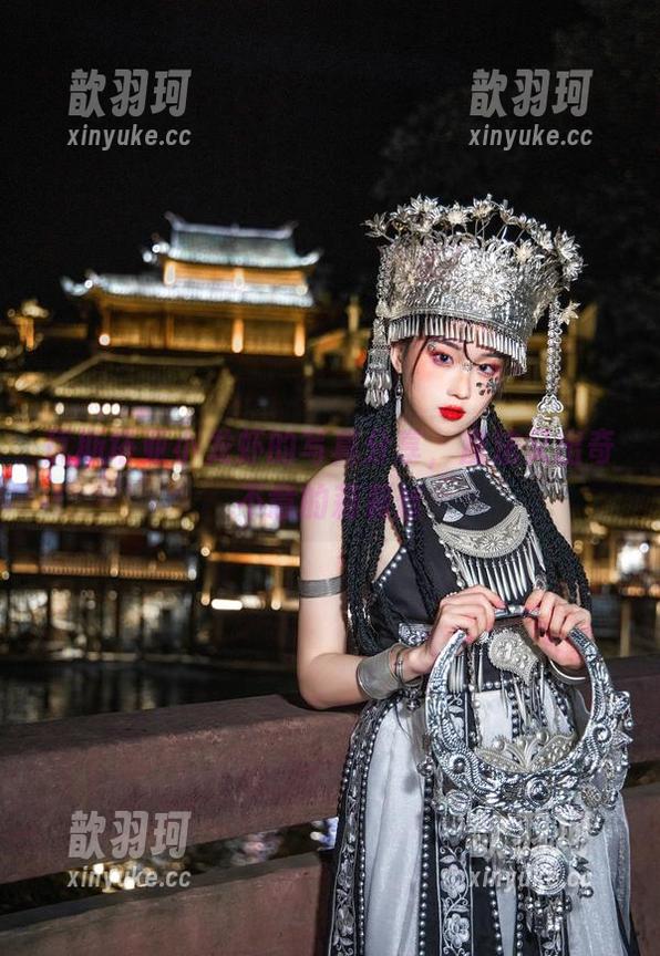 瓦斯塔亚小龙虾 瓦斯塔亚小龙虾的写真分享,魔法又出奇不意的莉莉丝