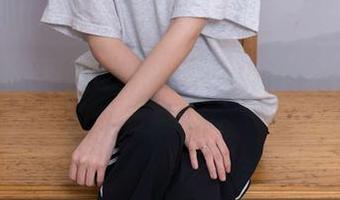 甜予摄影 – 皮鞋与澜澜：网盘里藏匿的行走哲学