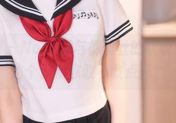 秀人网 – Nono酱与裤里丝的欢快一般，这个合集你敢不敢点开？